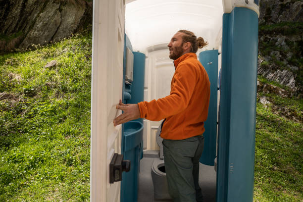 Best Porta potty rental near me  in Hammond, WI